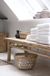 Cesto de roupa na casa de banho: 145+ (foto) construído, vime, canto