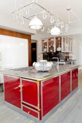 A magia da cor que afeta nossa percepção do interior: Design de uma cozinha vermelha em cores brilhantes (mais de 115 fotos)