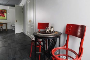 A magia da cor que afeta nossa percepção do interior: Design de uma cozinha vermelha em cores brilhantes (mais de 115 fotos)