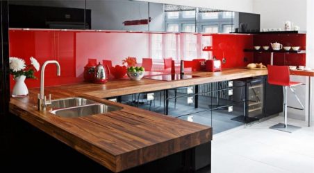 A magia da cor que afeta nossa percepção do interior: Design de uma cozinha vermelha em cores brilhantes (mais de 115 fotos)
