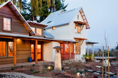 Quais são os telhados das casas? Material, pintura, isolamento - trabalho em tecnologia por fases
