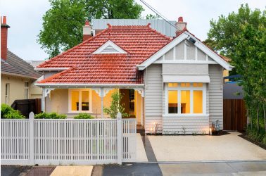 Quais são os telhados das casas? Material, pintura, isolamento - trabalho em tecnologia por fases