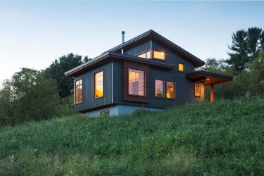 Quais são os telhados das casas? Material, pintura, isolamento - trabalho em tecnologia por fases