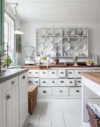 การออกแบบห้องครัวที่สวยงามในสไตล์โปรวองซ์: 240+ ภาพถ่ายของการออกแบบที่ทันสมัย ​​(ผนัง, เพดาน, ผ้าม่าน)