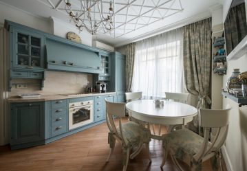 การออกแบบห้องครัวที่สวยงามในสไตล์โปรวองซ์: 240+ ภาพถ่ายของการออกแบบที่ทันสมัย ​​(ผนัง, เพดาน, ผ้าม่าน)
