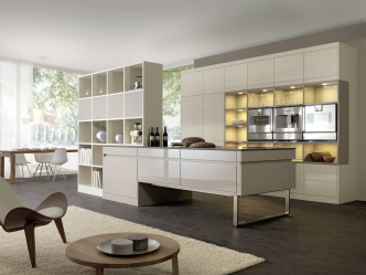 Interior da cozinha com um nicho: Nós decoramos o espaço da cozinha corretamente (na parede, sob a janela, no canto)