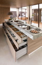Interior da cozinha com um nicho: Nós decoramos o espaço da cozinha corretamente (na parede, sob a janela, no canto)