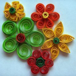 Quilling - habilidade de fabricação de papel.Workshops para iniciantes passo a passo (mais de 165 fotos)