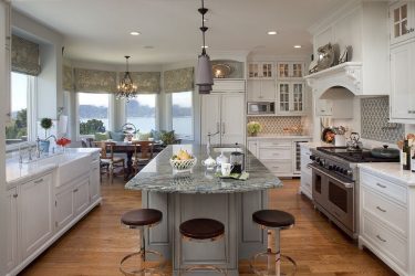 Design de cortinas de lambrequim na cozinha (145 + Foto): não é uma tarefa fácil, mas factível de registro