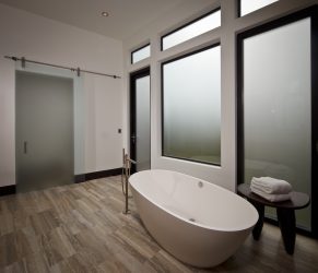 Laminado no interior no chão, parede, teto - 100+ fotos, dicas úteis e recomendações vinculativas