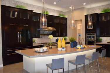 Lustres de cozinha em estilo moderno de interiores (mais de 255 fotos). Qual deles escolher?