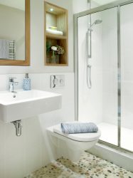 Design de moda moderna de uma pequena casa de banho em 2017 - O que você precisa saber?