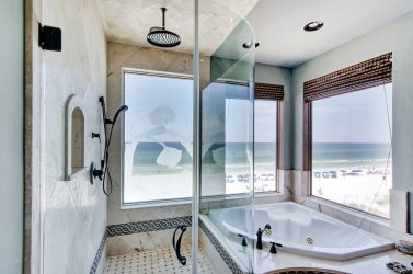 Design de moda moderna de uma pequena casa de banho em 2017 - O que você precisa saber?