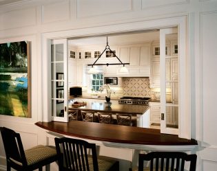 Portas interiores no interior do apartamento (305+ fotos): opções elegantes e modernas
