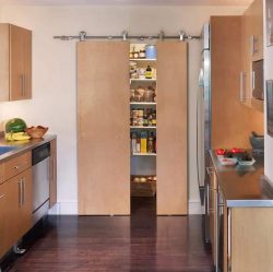 Portas interiores no interior do apartamento (305+ fotos): opções elegantes e modernas