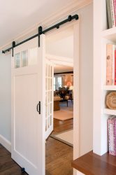Portas interiores no interior do apartamento (305+ fotos): opções elegantes e modernas