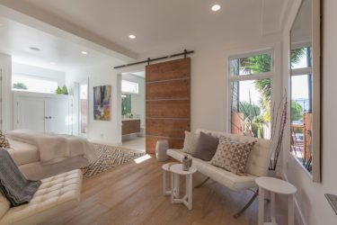 Portas interiores no interior do apartamento (305+ fotos): opções elegantes e modernas