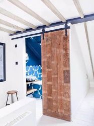 Portas interiores no interior do apartamento (305+ fotos): opções elegantes e modernas