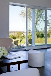 Portas interiores no interior do apartamento (305+ fotos): opções elegantes e modernas
