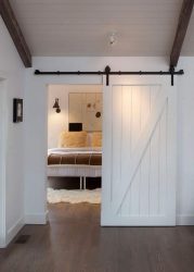 Portas interiores no interior do apartamento (305+ fotos): opções elegantes e modernas
