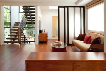 Portas interiores no interior do apartamento (305+ fotos): opções elegantes e modernas