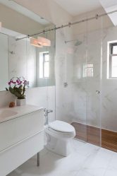 Portas interiores no interior do apartamento (305+ fotos): opções elegantes e modernas
