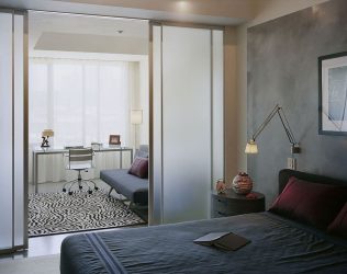 Portas interiores no interior do apartamento (305+ fotos): opções elegantes e modernas