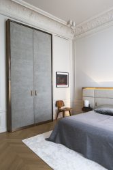 Portas interiores no interior do apartamento (305+ fotos): opções elegantes e modernas