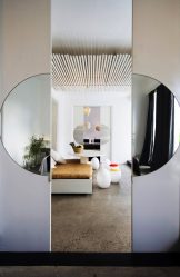 Portas interiores no interior do apartamento (305+ fotos): opções elegantes e modernas