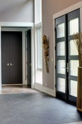 Portas interiores no interior do apartamento (305+ fotos): opções elegantes e modernas