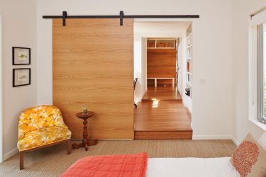 Portas interiores no interior do apartamento (305+ fotos): opções elegantes e modernas