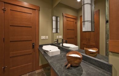 Portas interiores no interior do apartamento (305+ fotos): opções elegantes e modernas