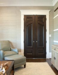 Portas interiores no interior do apartamento (305+ fotos): opções elegantes e modernas