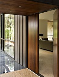 Portas interiores no interior do apartamento (305+ fotos): opções elegantes e modernas
