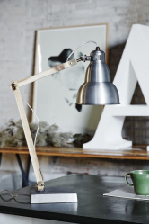 Lâmpada para lâmpada de mesa: Um acessório importante em qualquer interior (mais de 160 fotos para o banheiro, cozinha, sala de estar)