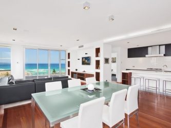 Variedade de mesas de jantar para a cozinha (mais de 225 fotos): Como escolher o melhor modelo?