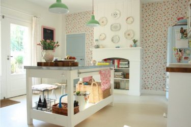 Papéis de parede em estilo provençal: Regras de design de sala (mais de 150 fotos). Como tornar o interior realmente francês?