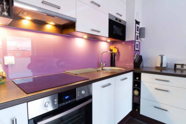Iluminação adequada na cozinha: Opções modernas para um design aconchegante (mais de 155 fotos)
