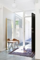 Opções interiores no Corredor: mais de 225 designs fotográficos (pedra / laminado / azulejo / fresco). Qual cor da parede é melhor?