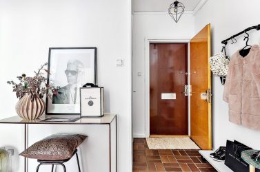 Opções interiores no Corredor: mais de 225 designs fotográficos (pedra / laminado / azulejo / fresco). Qual cor da parede é melhor?
