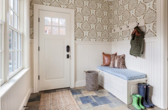 Interior options in the Hallway: 225+ Photo Designs (stone / laminate / tile / fresco). Which wall color is better?