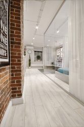 Opções interiores no Corredor: mais de 225 designs fotográficos (pedra / laminado / azulejo / fresco). Qual cor da parede é melhor?