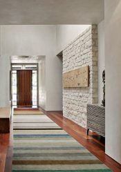 Opções interiores no Corredor: mais de 225 designs fotográficos (pedra / laminado / azulejo / fresco). Qual cor da parede é melhor?