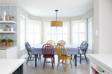 Mesa oval na cozinha - Versão universal para qualquer interior (mais de 210 fotos de modelos deslizantes, de vidro e de madeira)