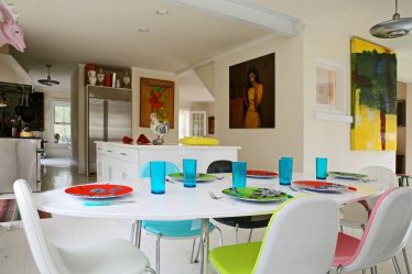 Mesa oval na cozinha - Versão universal para qualquer interior (mais de 210 fotos de modelos deslizantes, de vidro e de madeira)