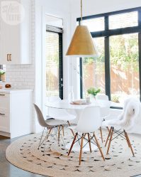 Mesa oval na cozinha - Versão universal para qualquer interior (mais de 210 fotos de modelos deslizantes, de vidro e de madeira)