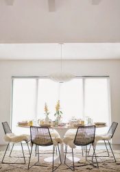 Mesa oval na cozinha - Versão universal para qualquer interior (mais de 210 fotos de modelos deslizantes, de vidro e de madeira)