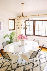 Mesa oval na cozinha - Versão universal para qualquer interior (mais de 210 fotos de modelos deslizantes, de vidro e de madeira)