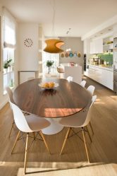Mesa oval na cozinha - Versão universal para qualquer interior (mais de 210 fotos de modelos deslizantes, de vidro e de madeira)
