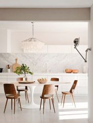 Mesa oval na cozinha - Versão universal para qualquer interior (mais de 210 fotos de modelos deslizantes, de vidro e de madeira)